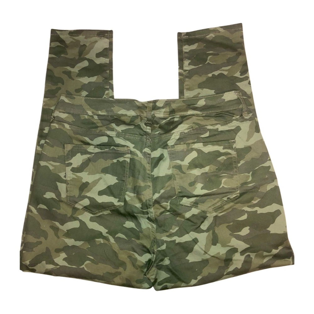 Code Bleu Camo Pants - Picture 2 of 3